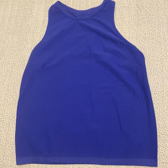 Reebok Tops - Reebok top